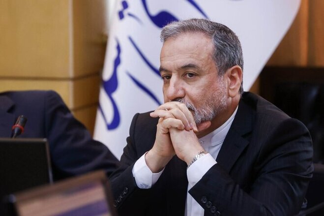 واکنش توئیتری عراقچی به اسنپ‌بک: اتهامات مشمئزکننده هستند | مسیر اروپایی‌ها را مهار کنید
