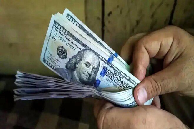 جدول قیمت دلار و سایر ارزها در بازار آزاد امروز شنبه ۱۲ مهر ۱۴۰۴