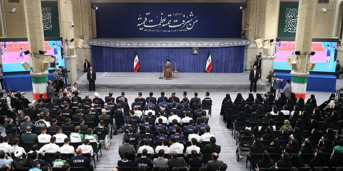 رهبری خطاب به ترامپ: اصلاً شما چه کاره‌ای؟! توانایی داری تظاهرات میلیونی امریکا را آرام کن   در جنگ ۱۲ روزه مراکز حساس و مهم اسرائیل را خاکستر کردیم   باز هم موشک‌ داریم، لازم باشد استفاده می‌کنیم