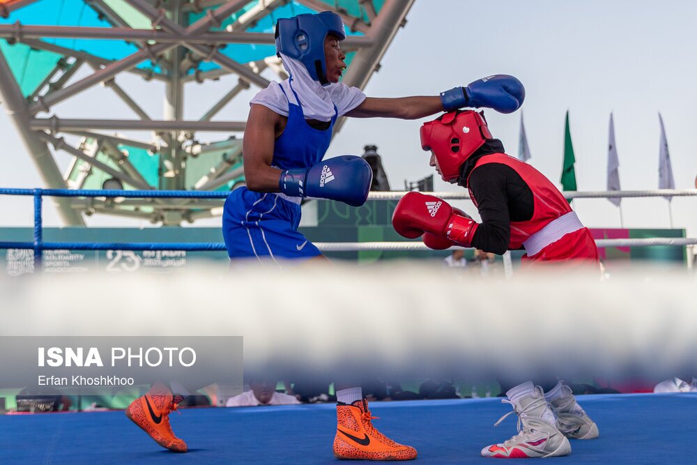 پوشش جالب رقیب دختر ایرانی در مسابقات بوکس ریاض (عکس)