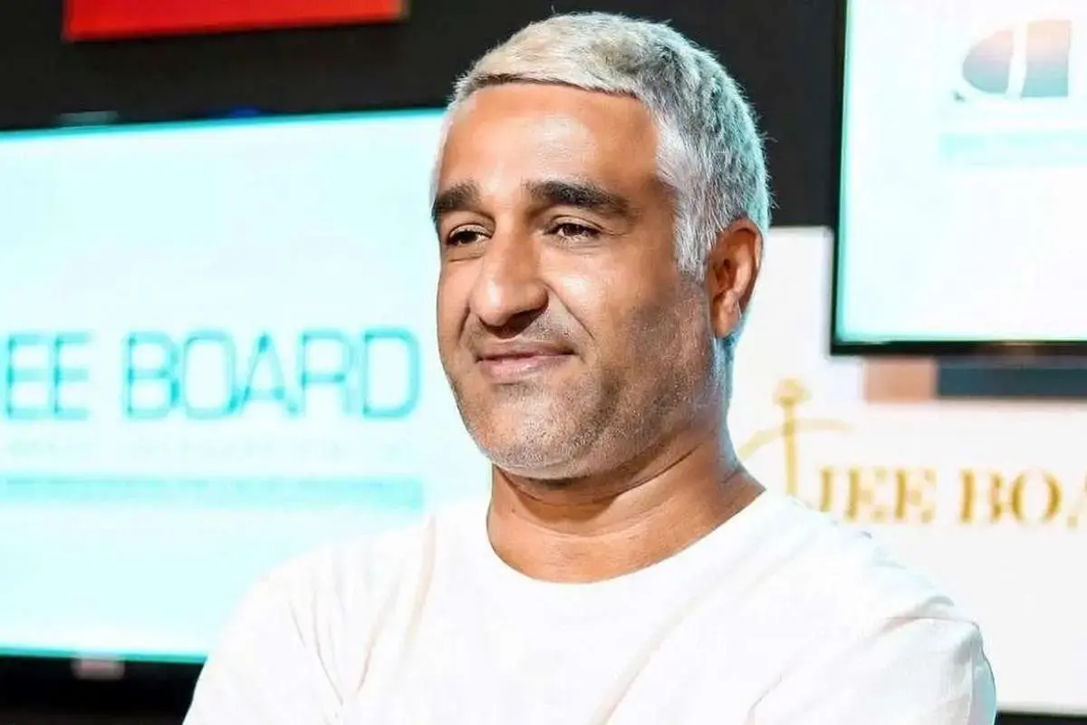 ایراد خروج پژمان جمشیدی از کشور، کجاست؟