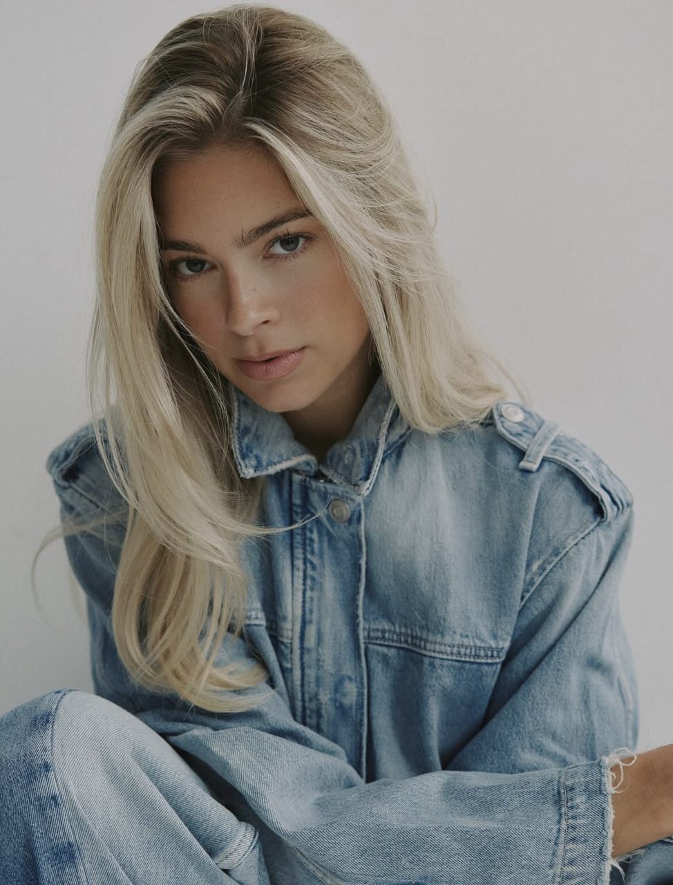 بیوگرافی دنیس اکرت و پارتنر آلمانیاش، او کیست؟ +عکس بیوگرافی دنیس اکرت و پارتنر آلمانیاش، او کیست؟ +عکس