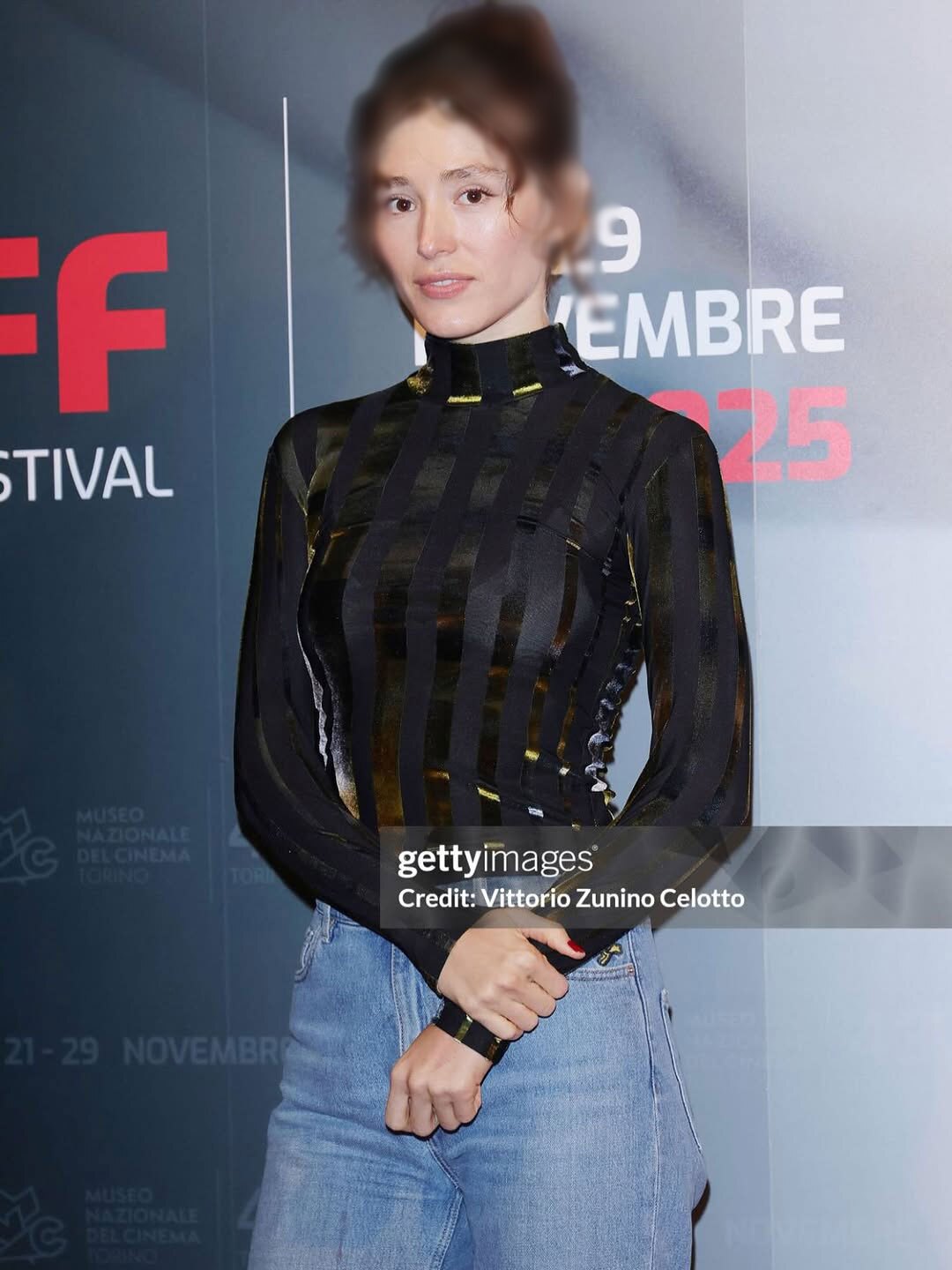 فرشته حسینی از ایران رفت / استایل بی‌حجاب بازیگر افغانی در کانادا (عکس)