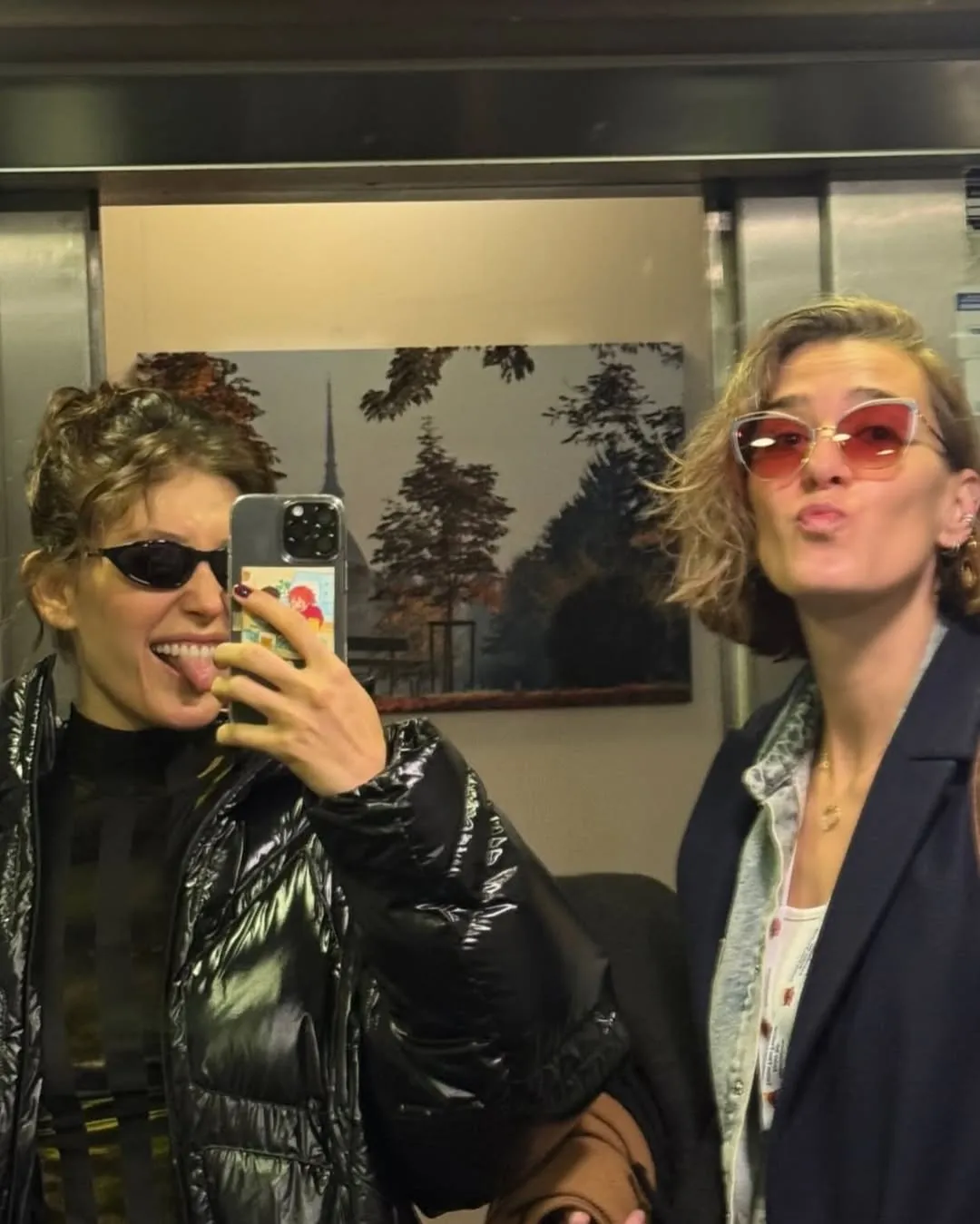 فرشته حسینی از ایران رفت / استایل بی‌حجاب بازیگر افغانی در کانادا (عکس)