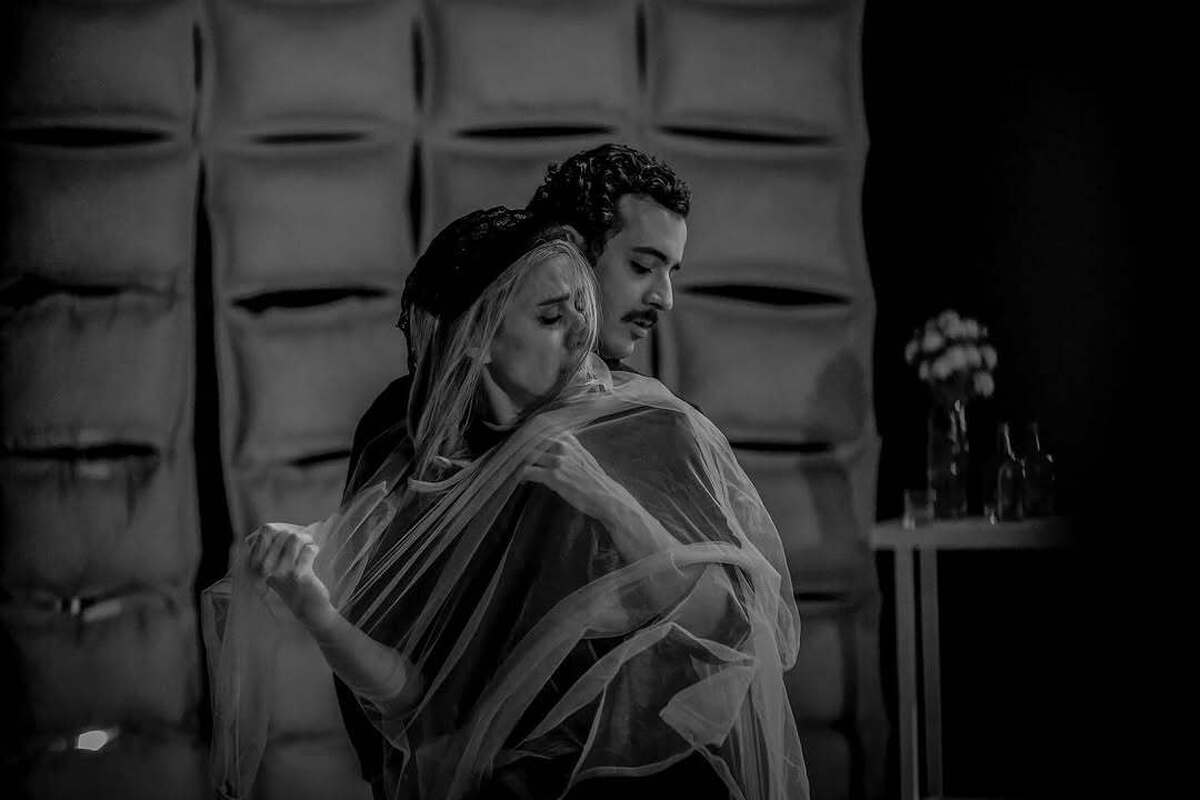 وایرال شدن تصاویری از علی شادمان و سحر دولتشاهی پس از تولد جنجالی